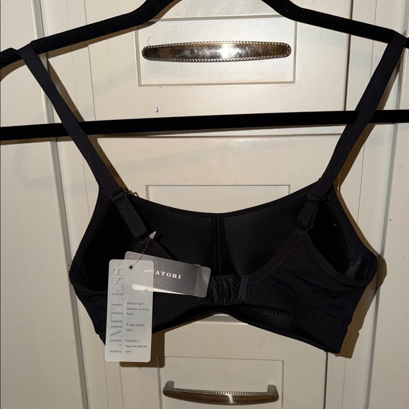 Natori Elegant Black Bra - Picture 3 of 5